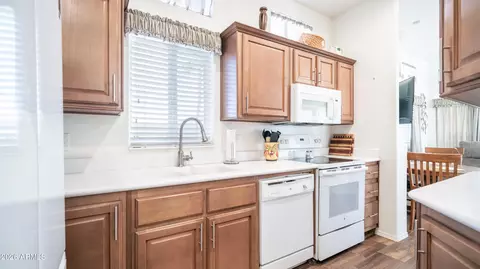 362 Felspar Dr, Apache Junction, AZ 85119 photo 7