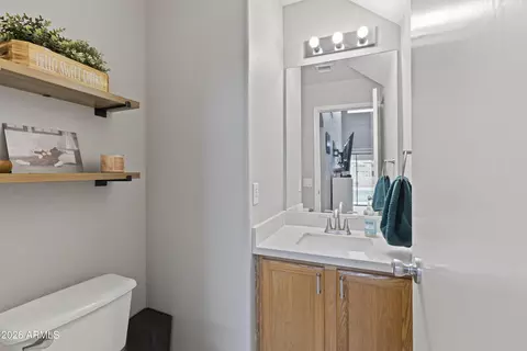 Bath - 891 E Windsor Dr, Gilbert, AZ 85296 photo 1 of 2