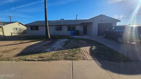 6233 W Monterey Way, Phoenix, AZ 85033