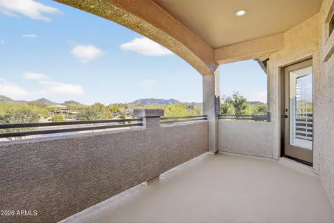 Exterior - 8724 E Ivy St, Mesa, AZ 85207 photo 10 of 13