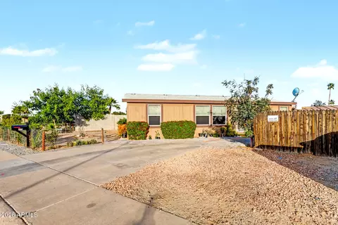 1425 N Evergreen St, Chandler, AZ 85225