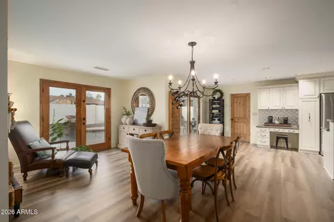 Dining - 1222 E Myrtle Ave, Phoenix, AZ 85020 photo 4 of 4