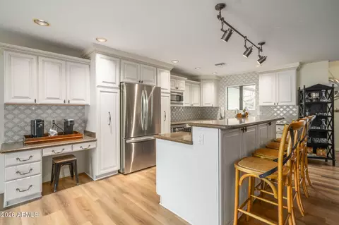 Kitchen - 1222 E Myrtle Ave, Phoenix, AZ 85020 photo 1 of 2