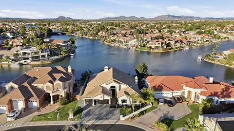View/Area - 1756 E Queen Palm Dr, Gilbert, AZ 85234 photo 7 of 12