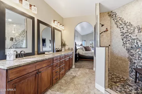 Bath - 1756 E Queen Palm Dr, Gilbert, AZ 85234 photo 3 of 9