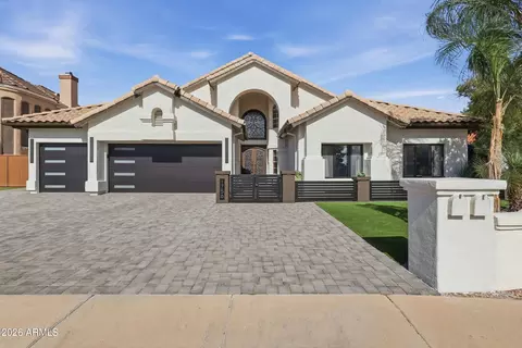 Exterior - 1756 E Queen Palm Dr, Gilbert, AZ 85234 photo 8 of 14