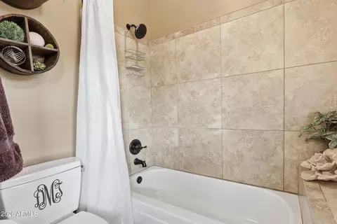 Bath - 1756 E Queen Palm Dr, Gilbert, AZ 85234 photo 7 of 9