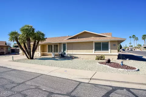9815 W Lindgren Ave, Sun City, AZ 85373