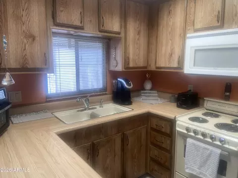 1340 W Inuit Ave, Apache Junction, AZ 85119 photo 7