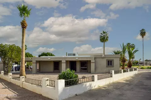 2529 N Doral Cir, Mesa, AZ 85215