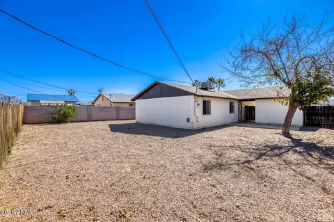Exterior - 1050 E Osage Ave, Apache Junction, AZ 85119 photo 4 of 5