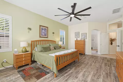 Bedroom - 547 E Parkview Dr, Gilbert, AZ 85295 photo 3 of 10