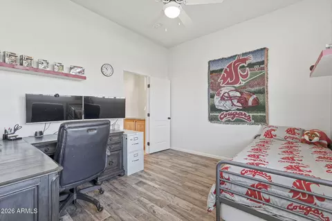 Bedroom - 547 E Parkview Dr, Gilbert, AZ 85295 photo 5 of 10