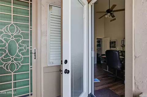 Entry Way - 547 E Parkview Dr, Gilbert, AZ 85295 photo 5 of 5