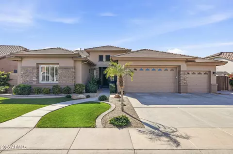 547 E Parkview Dr, Gilbert, AZ 85295