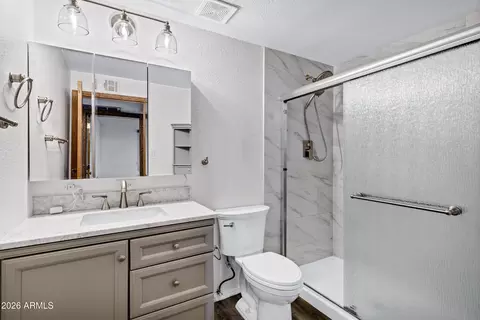 Bath - 1521 W Thunderbird Rd, Phoenix, AZ 85023 photo 1 of 2
