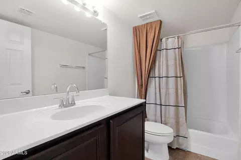 Bath - 1720 E Thunderbird Rd #2060, Phoenix, AZ 85022 photo 2 of 2