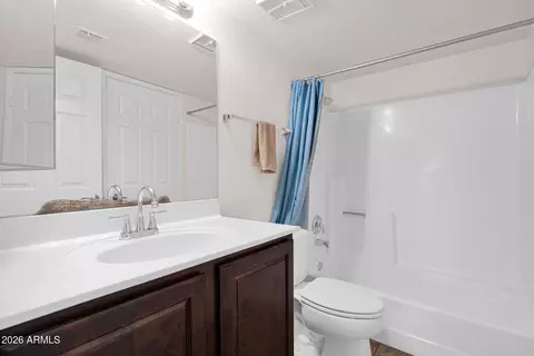 Bath - 1720 E Thunderbird Rd #2060, Phoenix, AZ 85022 photo 1 of 2