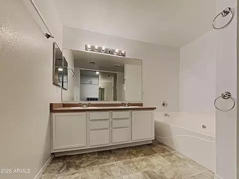 Bath - 2155 S Luther --, Mesa, AZ 85209 photo 2 of 4