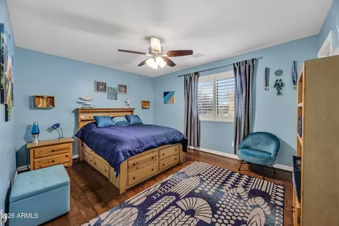 Bedroom - 2437 E Lodgepole Dr, Gilbert, AZ 85298 photo 2 of 3