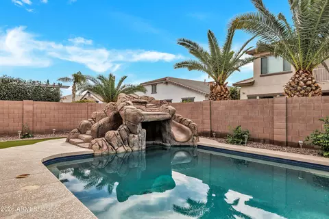 Exterior - 2437 E Lodgepole Dr, Gilbert, AZ 85298 photo 2 of 2