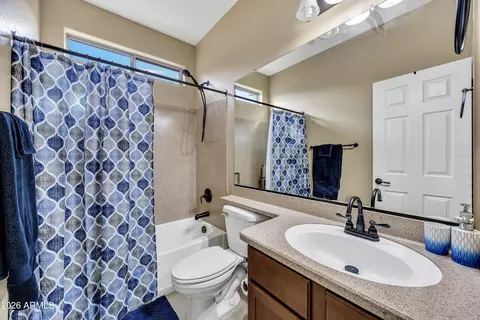 Bath - 2437 E Lodgepole Dr, Gilbert, AZ 85298 photo 1 of 3