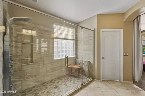 Bath - 4109 E Breckenridge Way, Gilbert, AZ 85234 photo 4 of 6