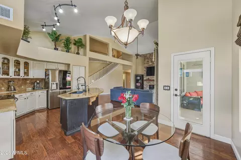 Dining - 4109 E Breckenridge Way, Gilbert, AZ 85234 photo 5 of 5