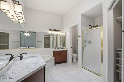 Bath - 13036 S 46th St, Phoenix, AZ 85044 photo 1 of 3