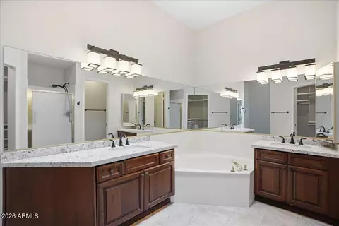 Bath - 13036 S 46th St, Phoenix, AZ 85044 photo 2 of 3