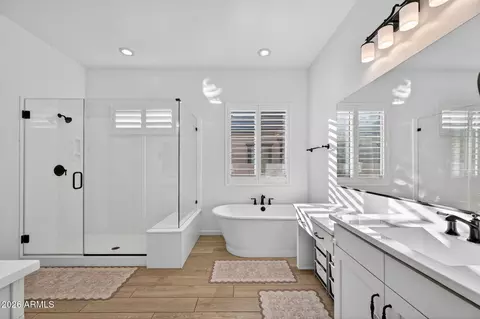 Bath - 8146 E June St, Mesa, AZ 85207 photo 2 of 5