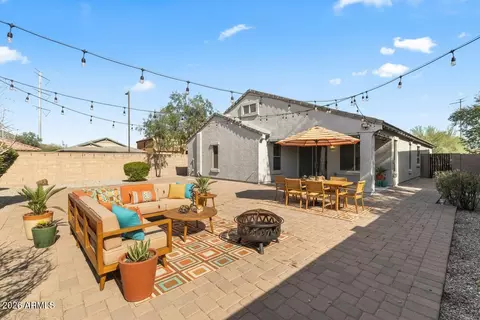 Exterior - 2807 E Questa Dr, Phoenix, AZ 85024 photo 3 of 9