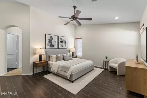 Bedroom - 2807 E Questa Dr, Phoenix, AZ 85024 photo 3 of 3
