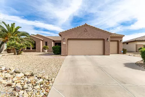 21307 N Red Hills Dr, Surprise, AZ 85387