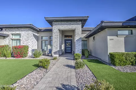 Exterior - 2896 E Arrowhead Trl, Gilbert, AZ 85297 photo 5 of 26