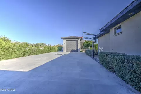 Exterior - 2896 E Arrowhead Trl, Gilbert, AZ 85297 photo 17 of 26