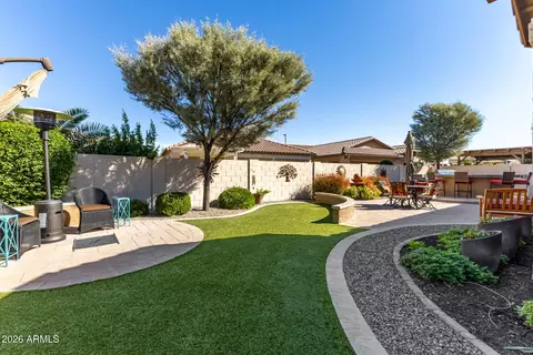 Exterior - 3870 E Ficus Way, Gilbert, AZ 85298 photo 13 of 21