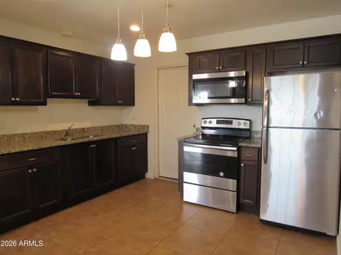 Kitchen - 4624 S 19th Ave, Phoenix, AZ 85041 photo 1 of 3