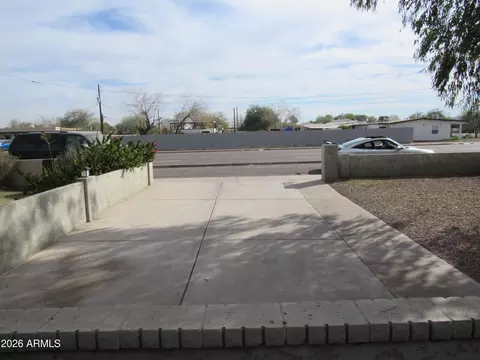 Exterior - 4624 S 19th Ave, Phoenix, AZ 85041 photo 6 of 11
