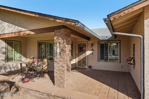 Exterior - 1810 E Harmont Dr, Phoenix, AZ 85020 photo 5 of 8