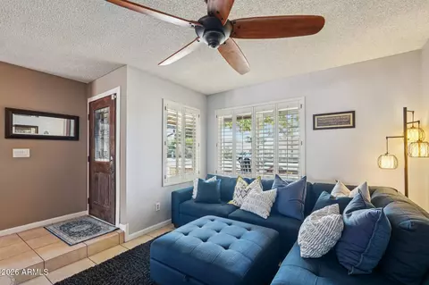 Living - 1810 E Harmont Dr, Phoenix, AZ 85020 photo 1 of 5