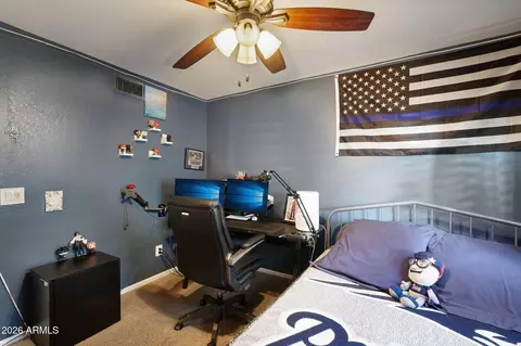 Bedroom - 1810 E Harmont Dr, Phoenix, AZ 85020 photo 4 of 7