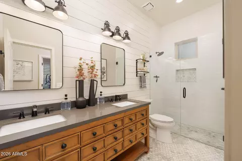 Bath - 4167 E Dubois Ave, Gilbert, AZ 85298 photo 3 of 3