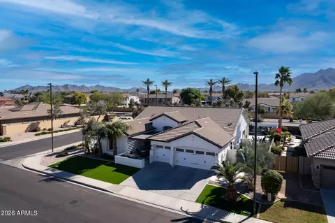 View/Area - 4167 E Dubois Ave, Gilbert, AZ 85298 photo 3 of 20