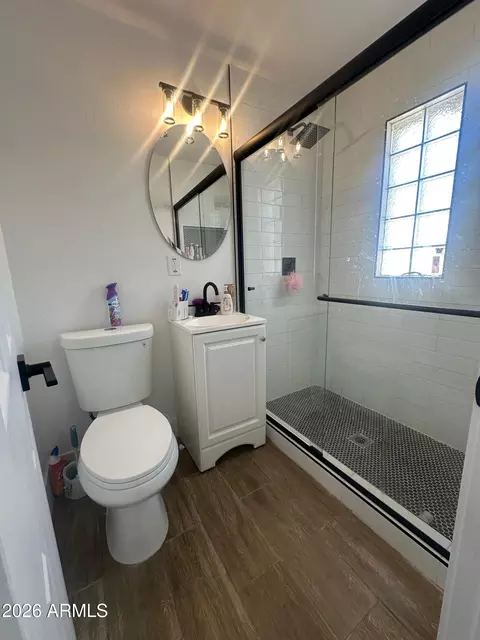 Bath - 1730 W Thomas Rd, Phoenix, AZ 85015 photo 3 of 6