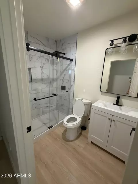 Bath - 1730 W Thomas Rd, Phoenix, AZ 85015 photo 6 of 6