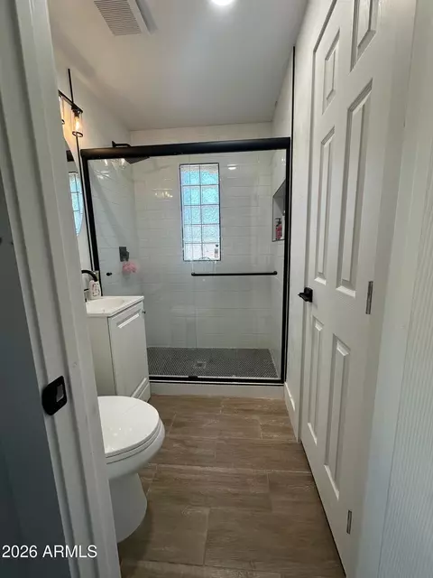 Bath - 1730 W Thomas Rd, Phoenix, AZ 85015 photo 2 of 6