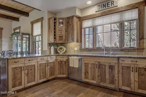 4394 N Eagle Feather Cir, Pine, AZ 85544 photo 15