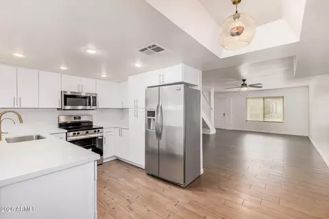 17620 N 17th Pl #27, Phoenix, AZ 85022