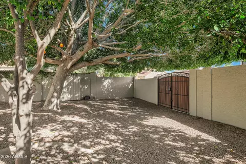 1975 E Morgan Dr, Tempe, AZ 85284 photo 49
